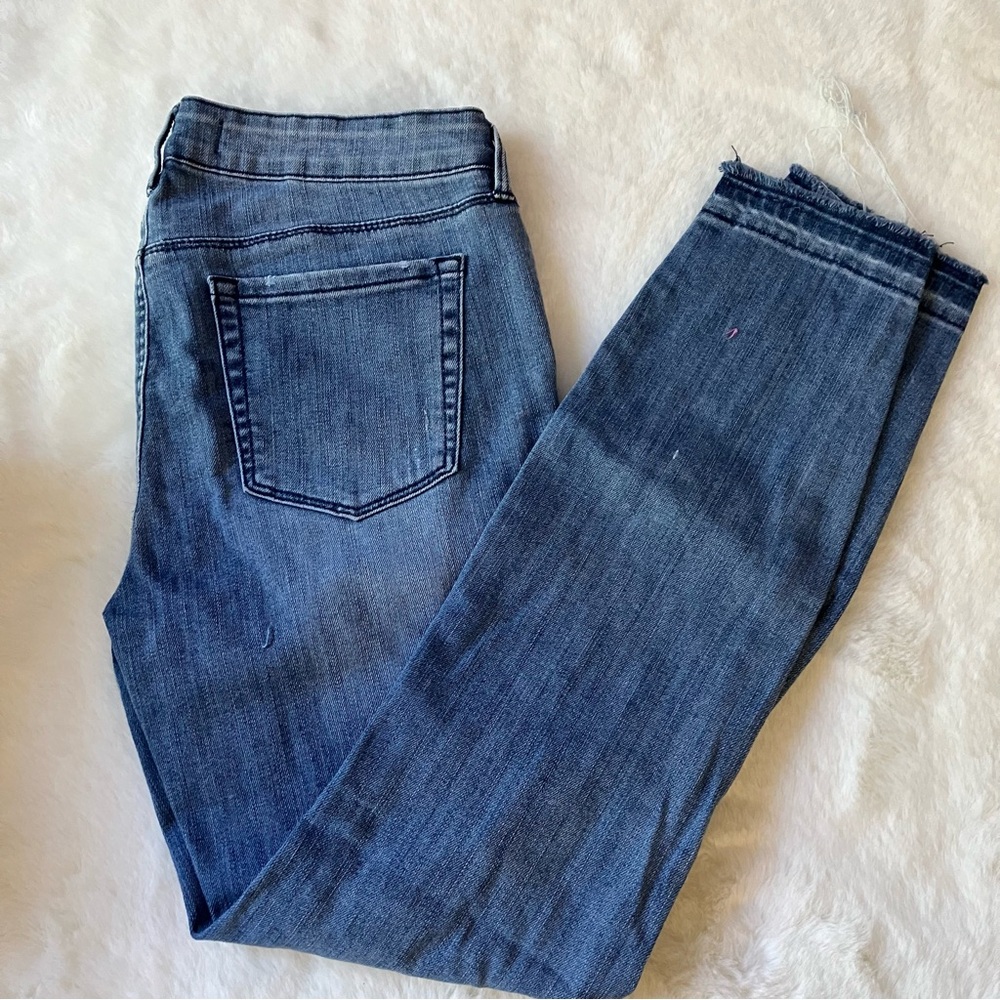 Bullhead Denim Co Vintage Rip and Repair Skinny Jeans